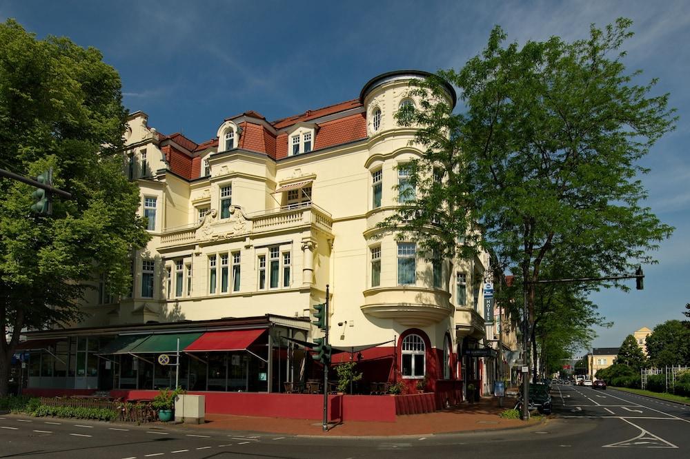 Best Western Hotel Kaiserhof Бонн Экстерьер фото
