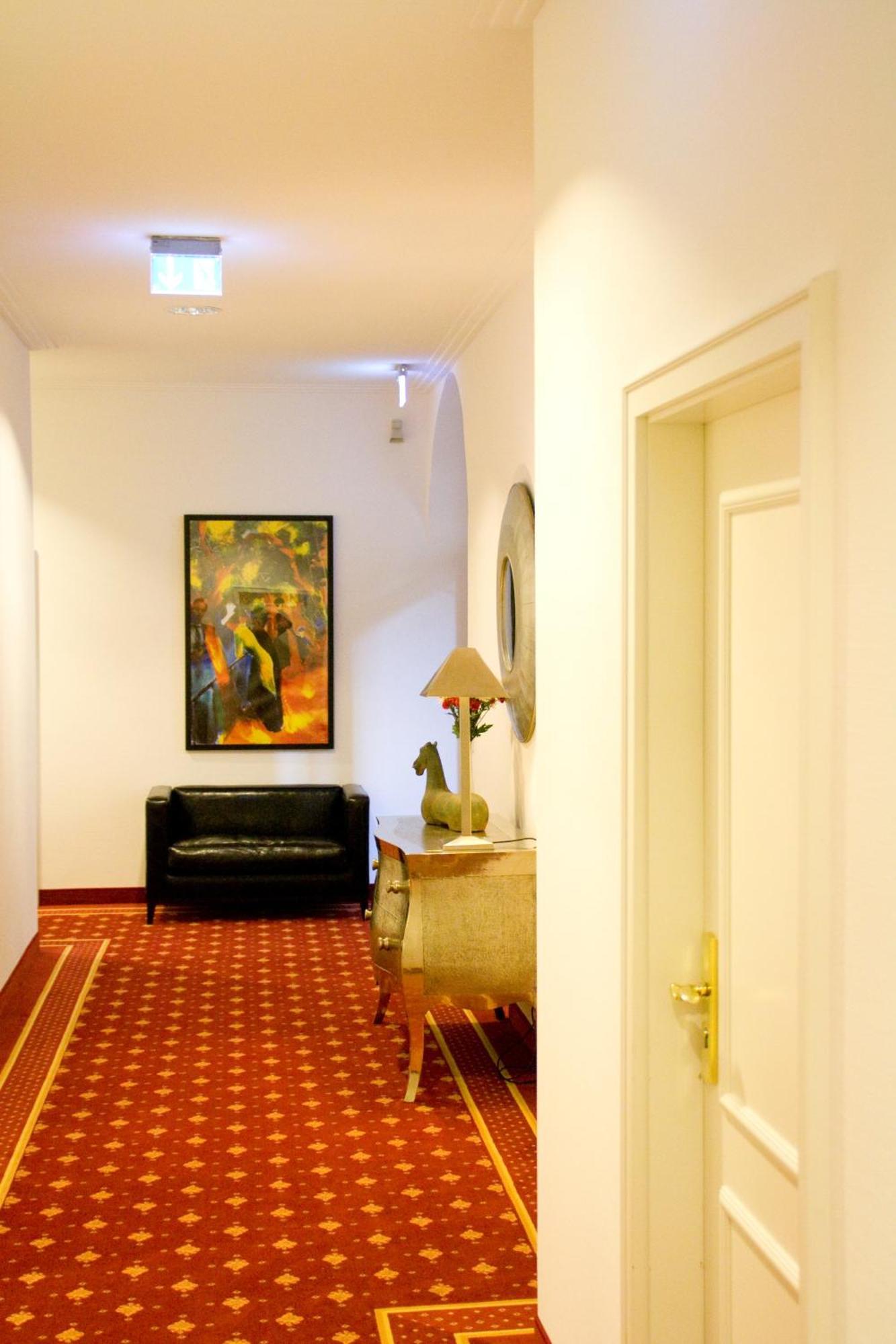 Best Western Hotel Kaiserhof Бонн Экстерьер фото