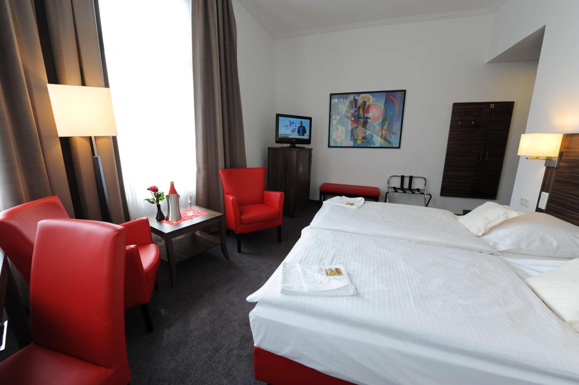 Best Western Hotel Kaiserhof Бонн Экстерьер фото