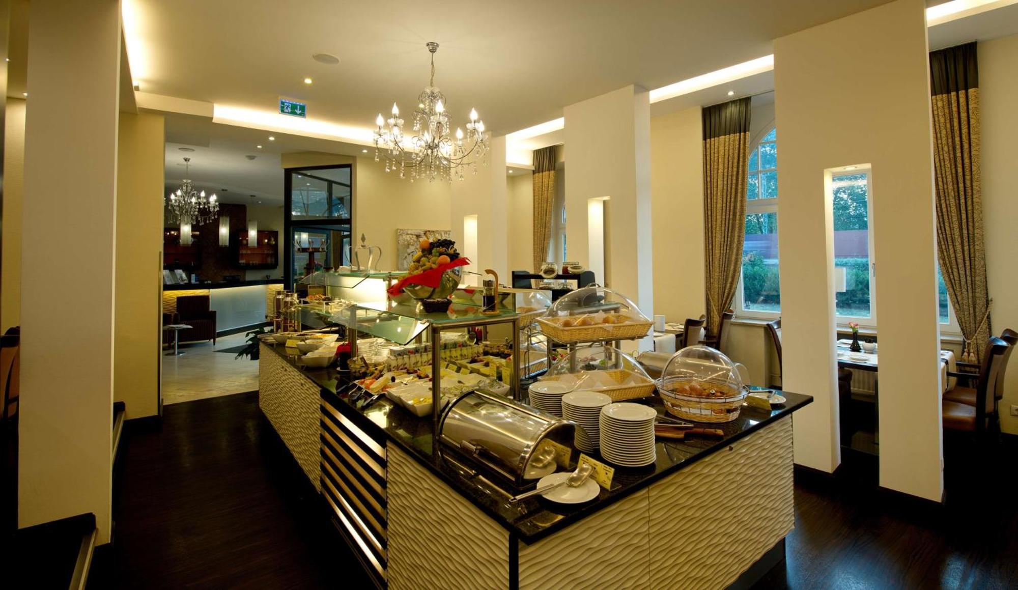 Best Western Hotel Kaiserhof Бонн Экстерьер фото