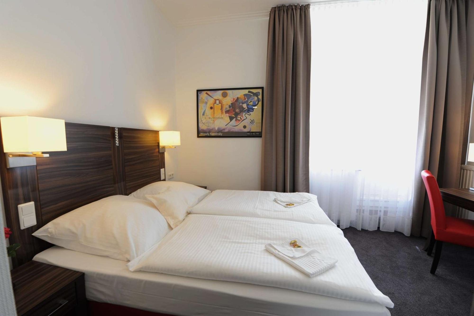 Best Western Hotel Kaiserhof Бонн Экстерьер фото