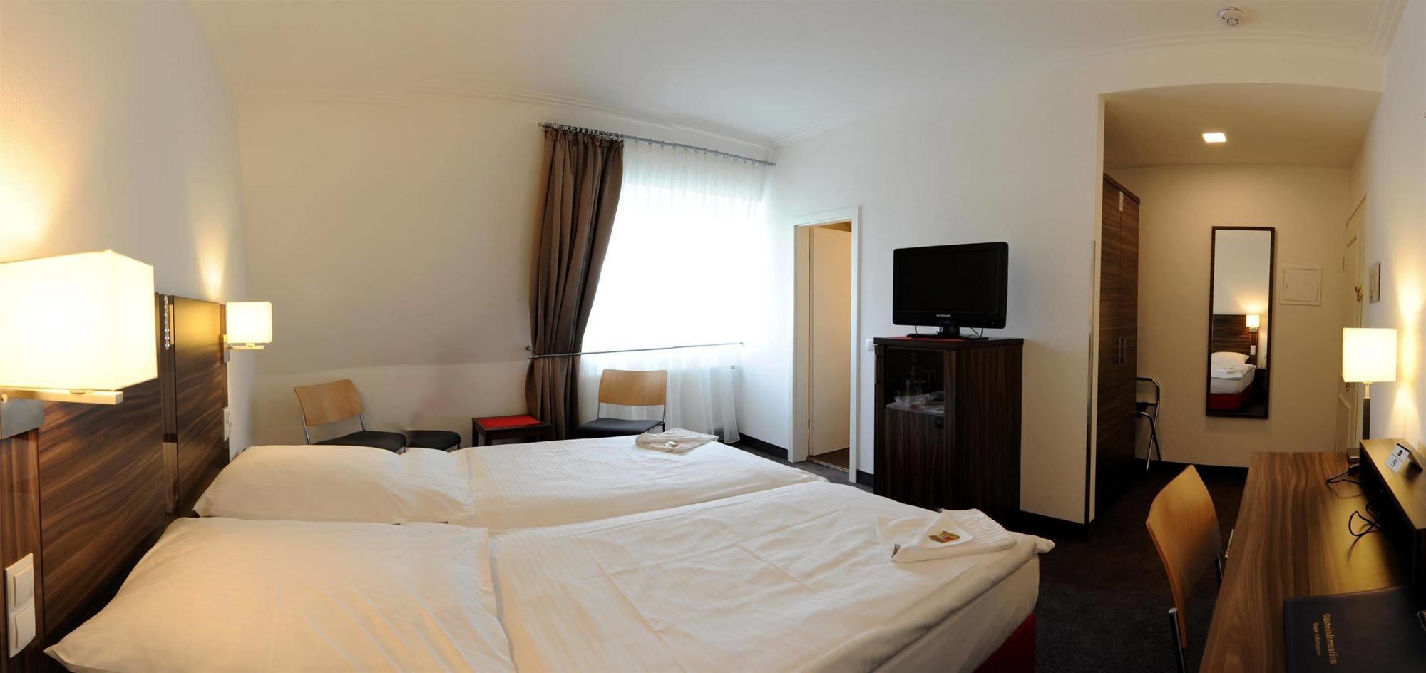 Best Western Hotel Kaiserhof Бонн Экстерьер фото