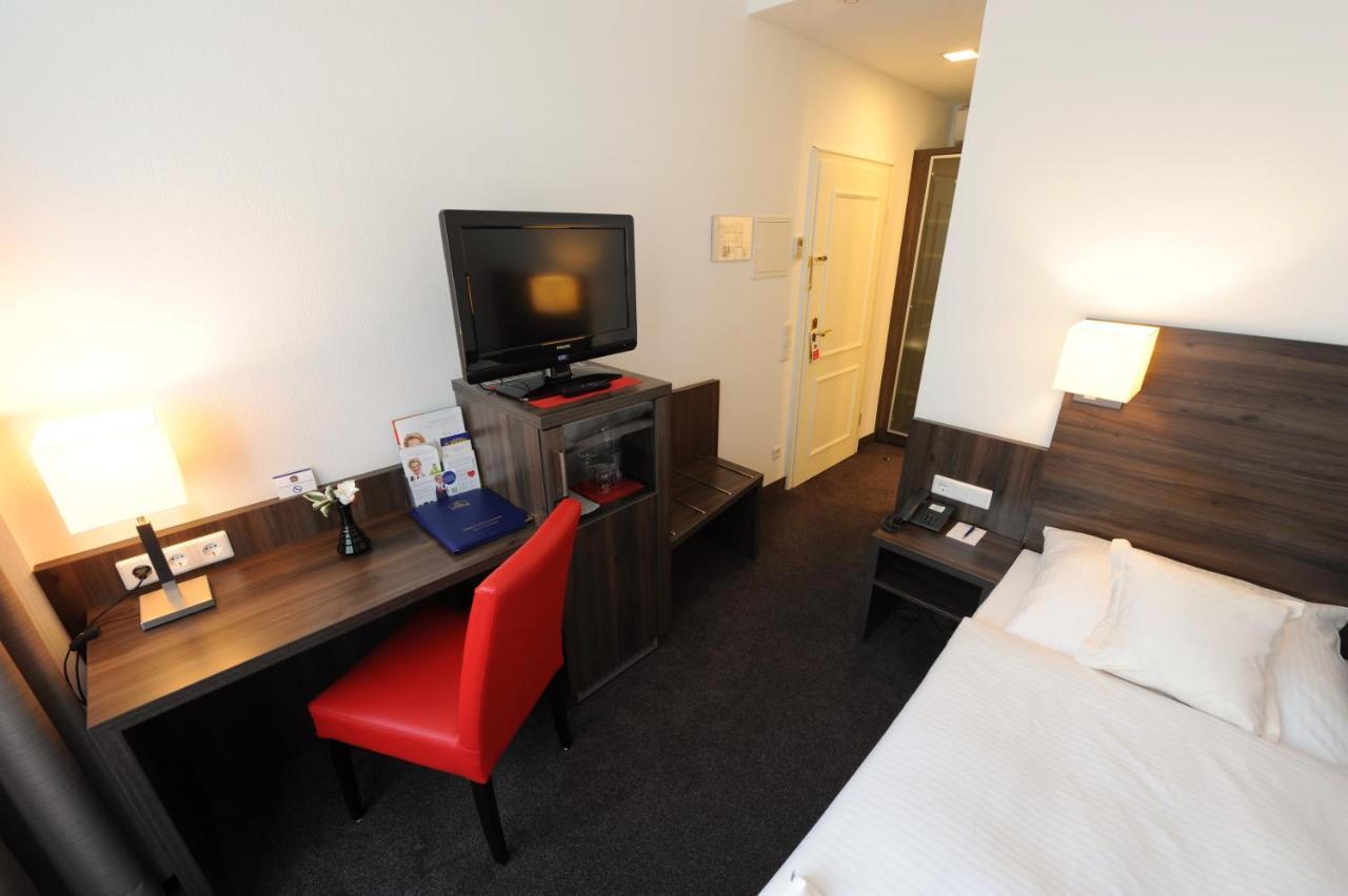 Best Western Hotel Kaiserhof Бонн Экстерьер фото