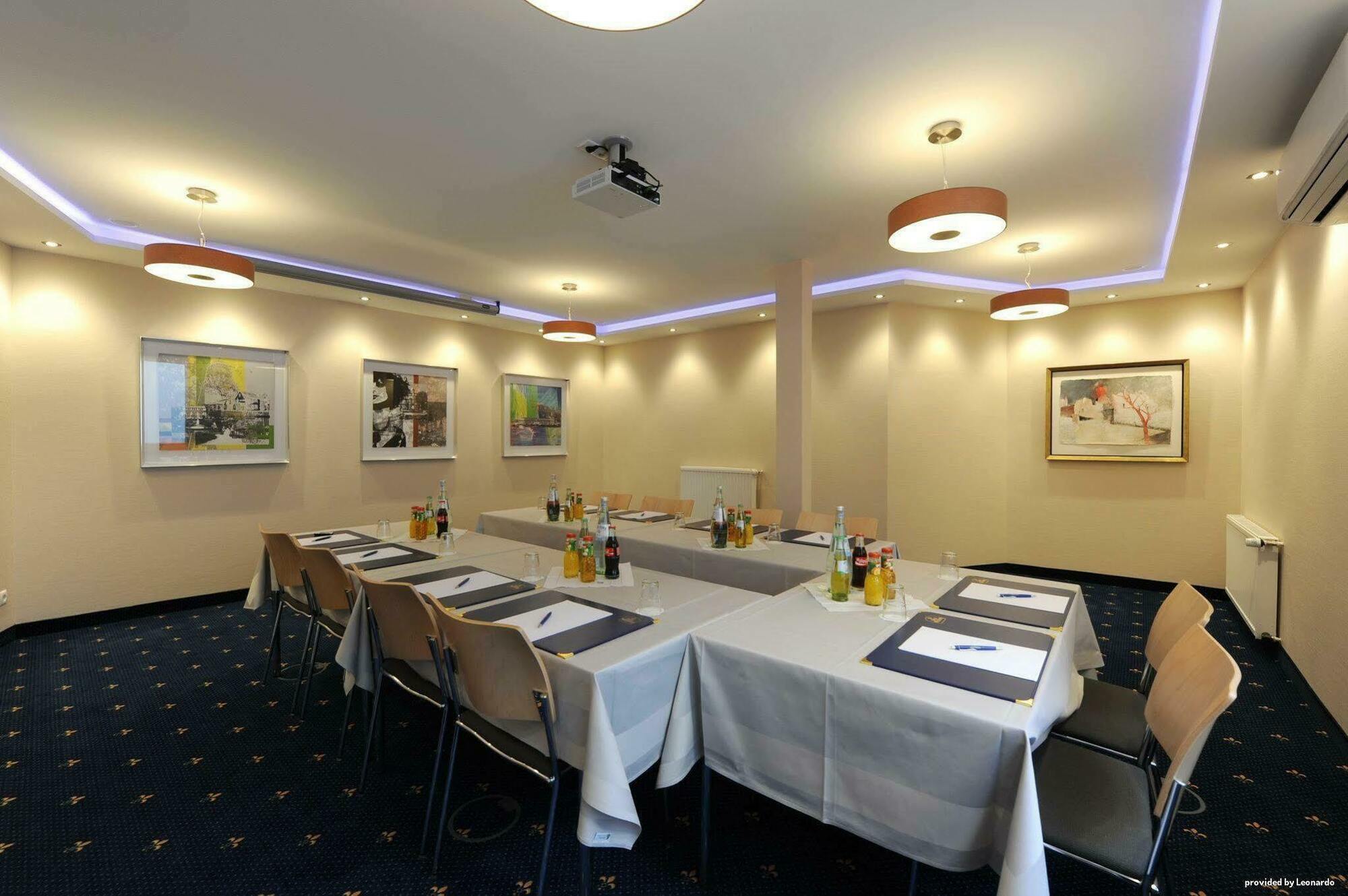 Best Western Hotel Kaiserhof Бонн Экстерьер фото